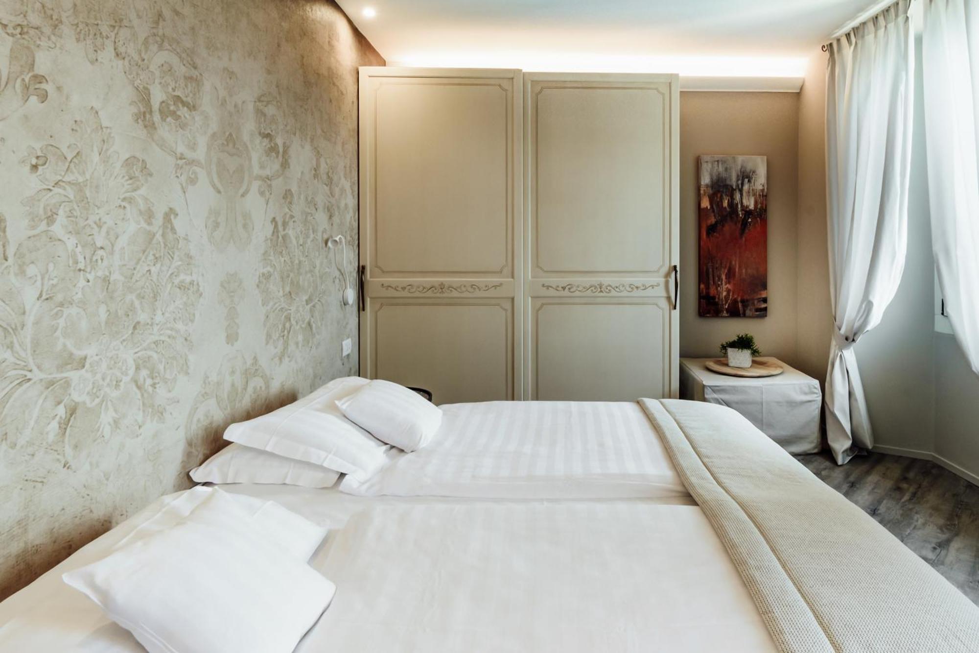 Relais Villa Porta Луино Екстериор снимка