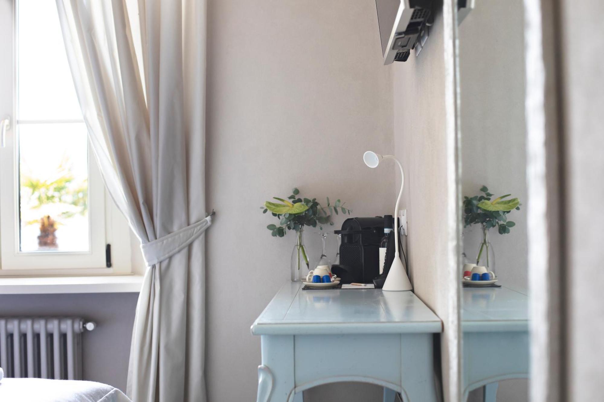 Relais Villa Porta Луино Екстериор снимка