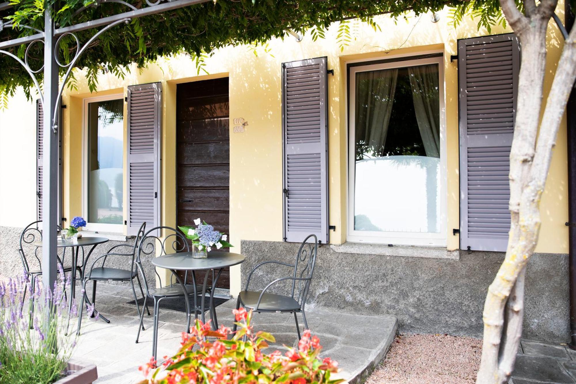 Relais Villa Porta Луино Екстериор снимка