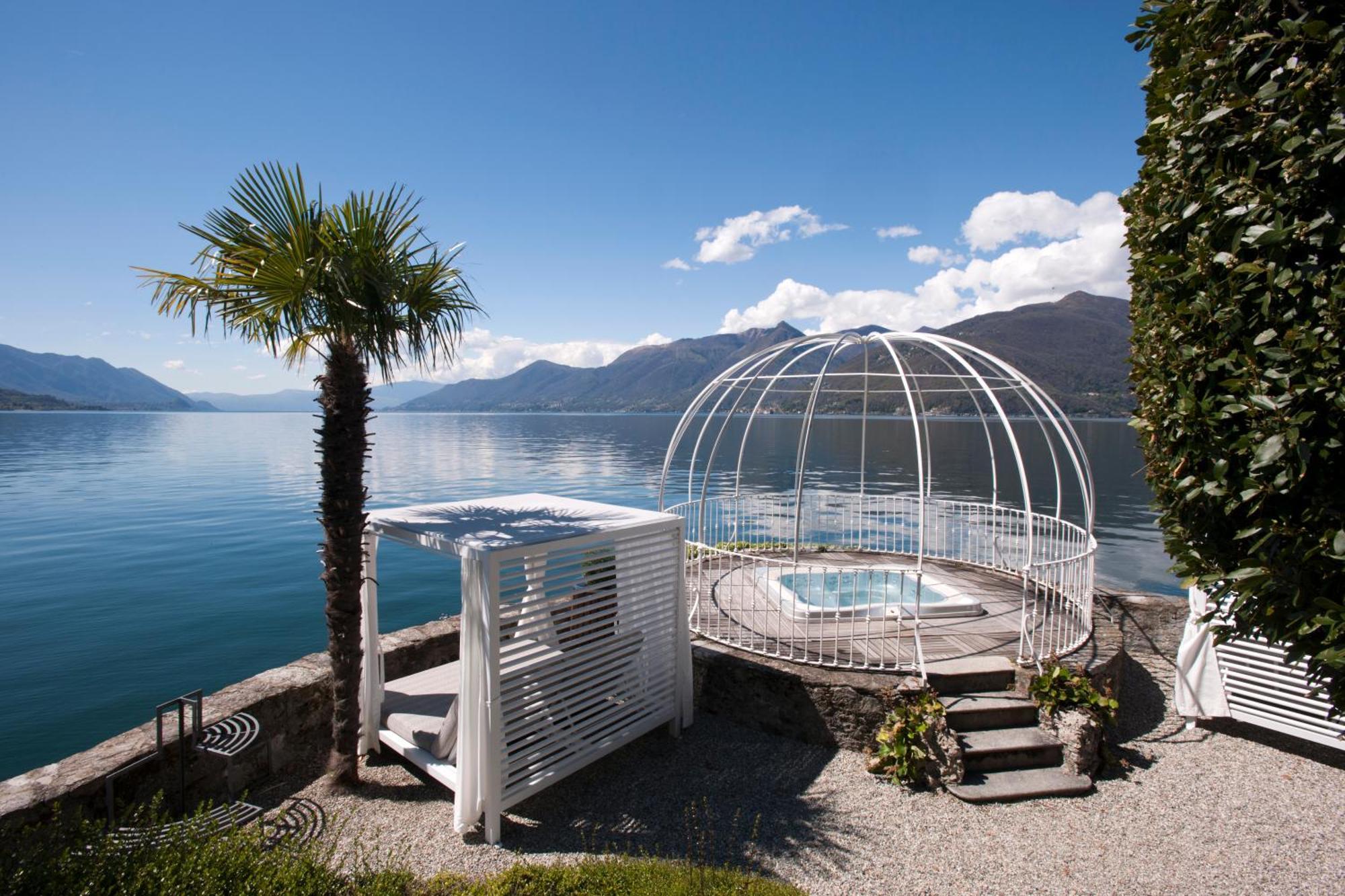 Relais Villa Porta Луино Екстериор снимка